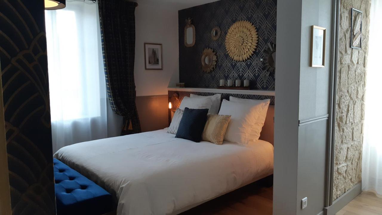 La Glycine Blanche Hotel Pomas Екстериор снимка